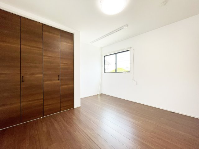 フィットセル北小松島の居間・リビング