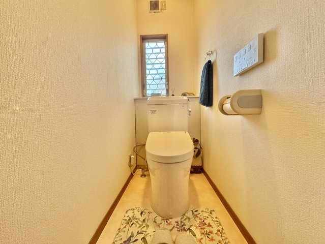 日立市かみあい町中古戸建のトイレ