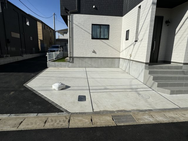 市川市曽谷１丁目新築戸建（曽谷１丁目Ⅴ）の駐車場|3号棟駐車スペース・並列2台駐車可