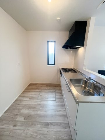 【今からご案内可能】豊明市栄町南舘Ⅰ 全3棟 Ｂ号棟（月々60,000円台～）のキッチン|事前予約にて現地ご見学いただけます！お気軽にお問い合わせください♪
■株式会社　セキュアハウス　豊明支店■
住宅ローンに強く、知識、経験豊富なスタッフ在籍
お客様に寄り添い、ご成約後もサポート致します