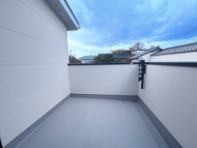 【今からご案内可能】豊明市栄町南舘Ⅰ 全3棟 Ｂ号棟（月々60,000円台～）のバルコニー|事前予約にて現地ご見学いただけます！お気軽にお問い合わせください♪
■株式会社　セキュアハウス　豊明支店■
住宅ローンに強く、知識、経験豊富なスタッフ在籍
お客様に寄り添い、ご成約後もサポート致します