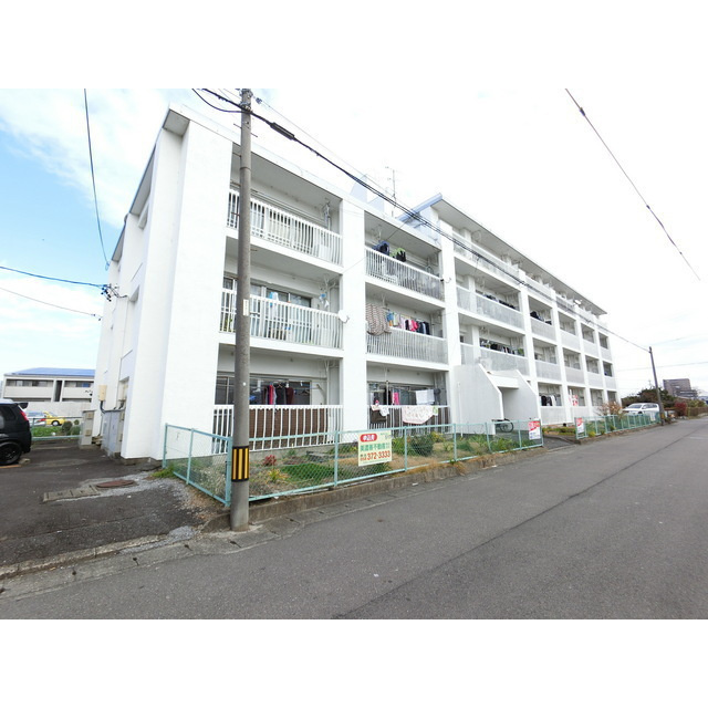 岐阜市茜部新所４丁目のアパートの外観