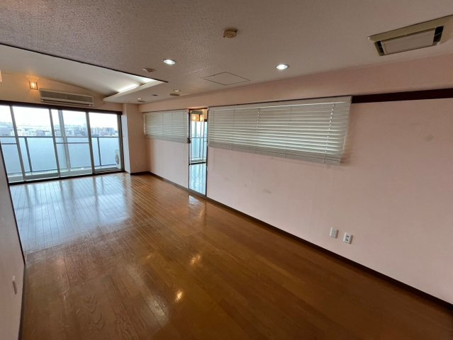 ルーチェ篠原北町の居間・リビング