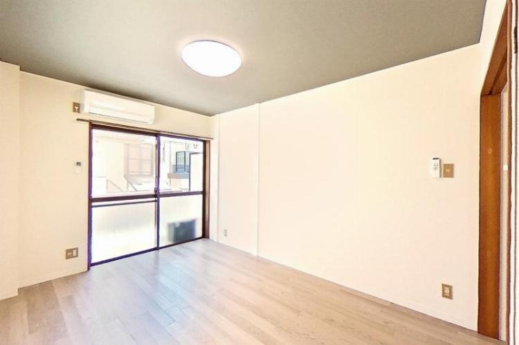 アサミハイツの洋室|きれいな洋室です