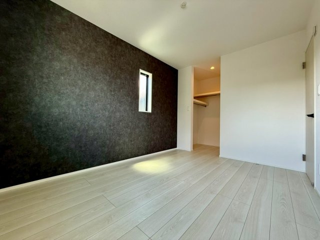 香美市土佐山田町百石町2棟 2号棟の洋室