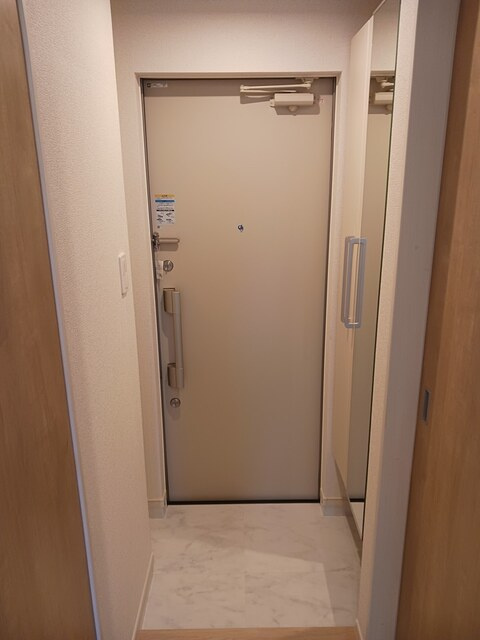 ベルヴィータ北野の玄関