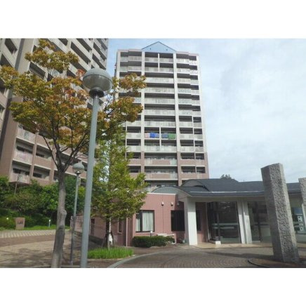 シンフォニアみなみが丘C棟のエントランス