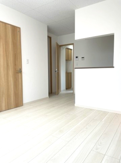 Astoria Bの居間・リビング