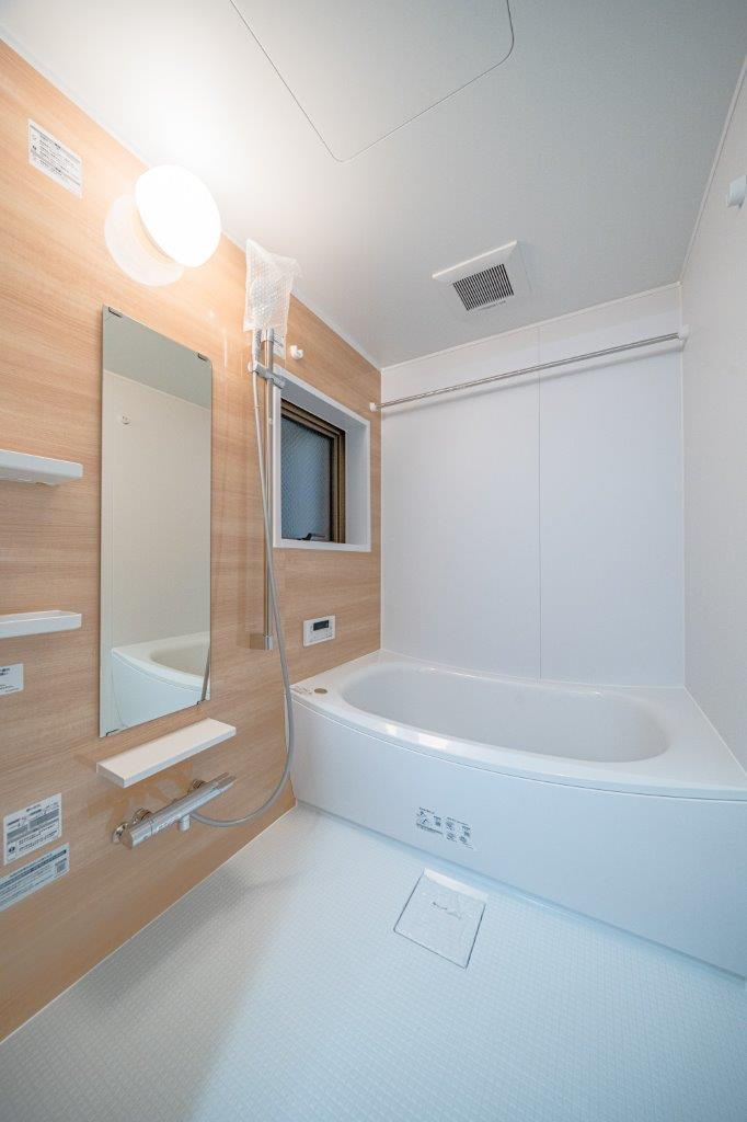 グレイス高畑　102号室の浴室