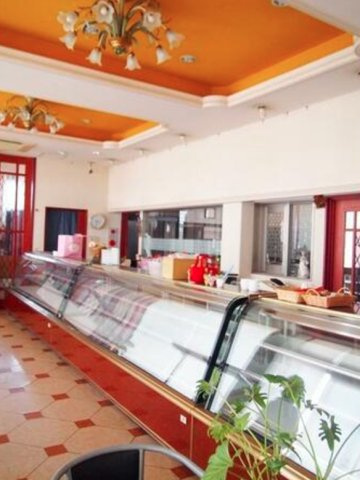 太田市浜町売店舗付住宅の内装