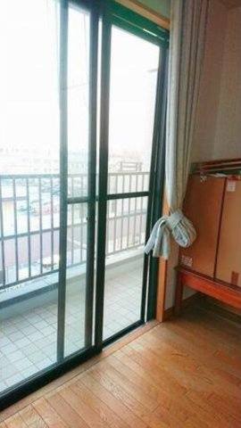 太田市浜町売店舗付住宅の内装