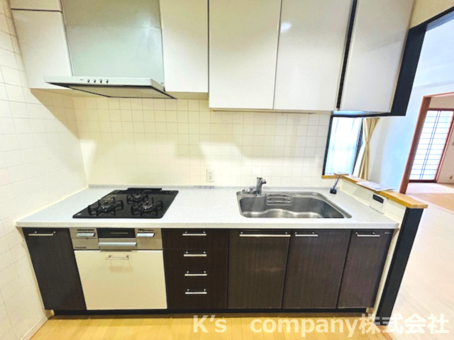 ◎茅ヶ崎市緑が浜　ライオンズマンション茅ヶ崎グランコーストのキッチン|収納スペースも充実しています♪