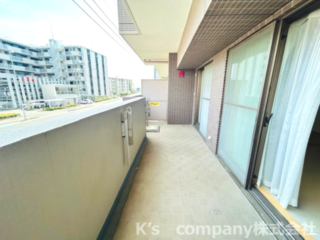 ◎茅ヶ崎市緑が浜　ライオンズマンション茅ヶ崎グランコーストのバルコニー|ゆとりもあり、陽当たりの良いバルコニー☆