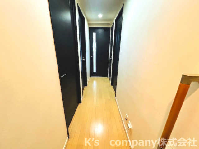 ◎茅ヶ崎市緑が浜　ライオンズマンション茅ヶ崎グランコーストの内装|玄関には手すりがございます♪