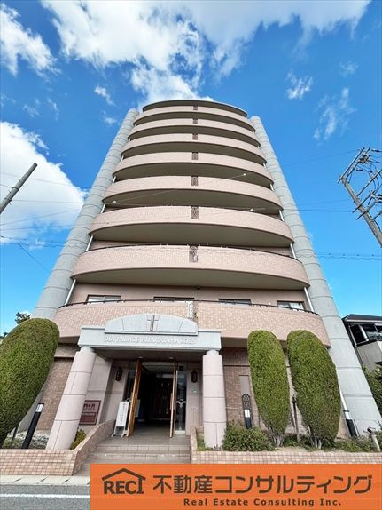 ダイアパレス広田山公園の外観