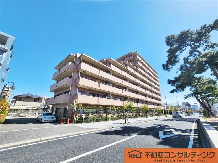 ダイアパレス広田山公園の外観