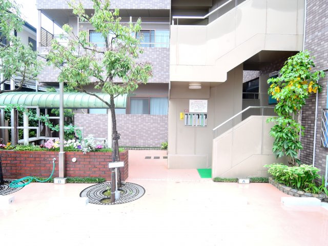 ファゼンダ宮野のエントランス