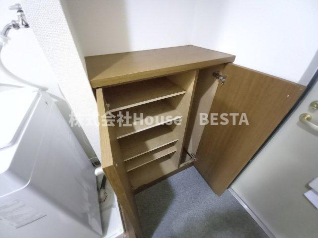 エスリード三宮第3の収納