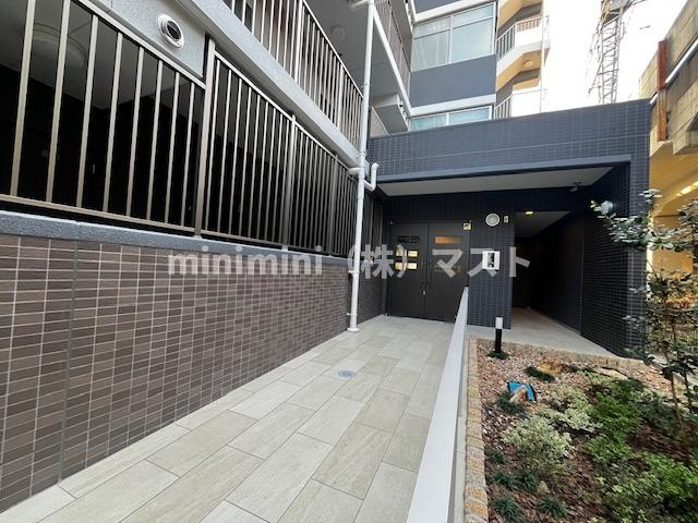 リアライズ鶴橋東Ⅱのエントランス