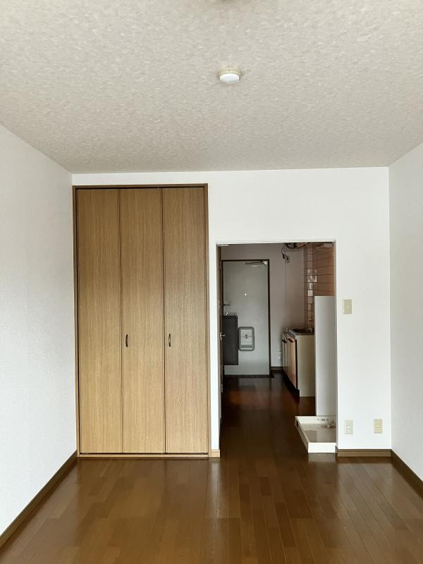 リバープール桟四Ⅱの居間・リビング|物件の画像3