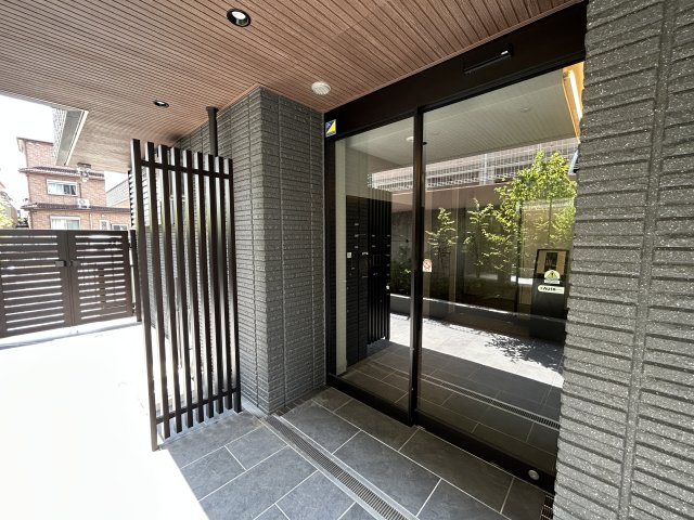エストフォート上本郷のエントランス|清潔なエントランスです