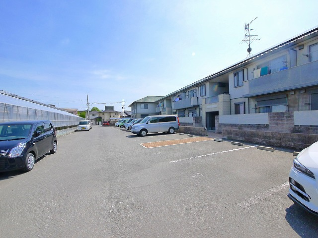 リーベンデールの駐車場|駐車場完備です