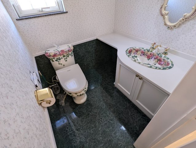 美原5丁目14　中古住宅のトイレ|1階トイレ