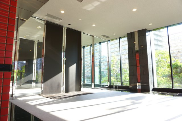 シティタワー大阪天満ザ・リバー＆パークスのエントランス