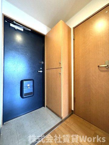 クリスタルハイツⅡの玄関