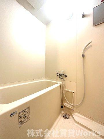 クリスタルハイツⅡの浴室