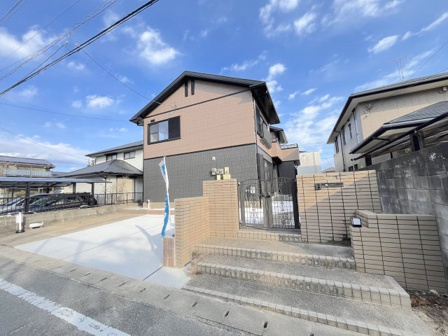 春日８丁目戸建の外観