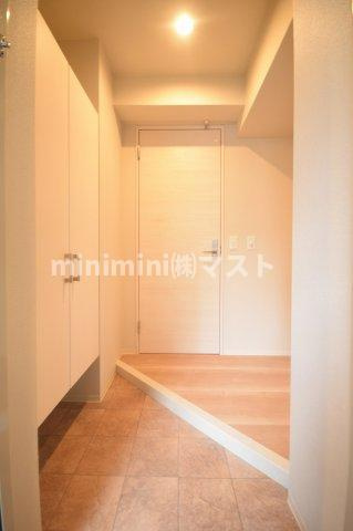 アザレア梅田の玄関