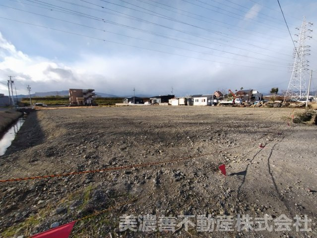 ６４６２５　本巣市温井土地の外観