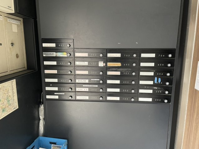 共用部にポストがあります