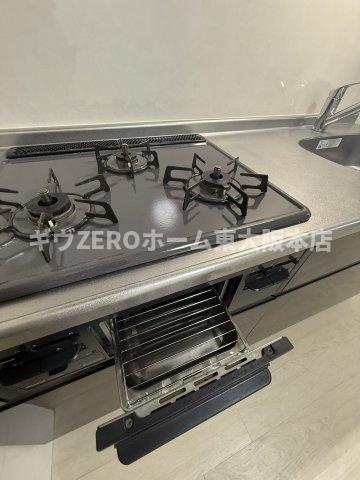 グランパシフィック今里LUXEのキッチン