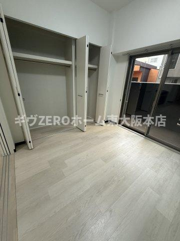 グランパシフィック今里LUXEの洋室