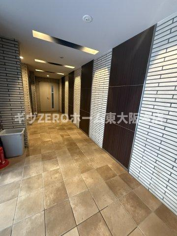 グランパシフィック今里LUXEのロビー