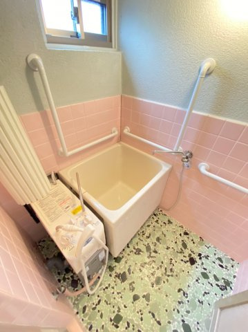 光陽ハイツの浴室