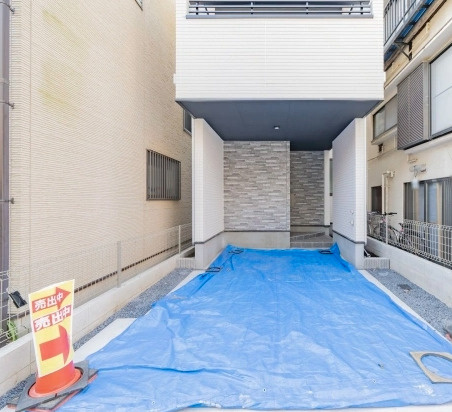 新築戸建　江東区北砂6丁目　所有権22.99坪　カースペース付の駐車場