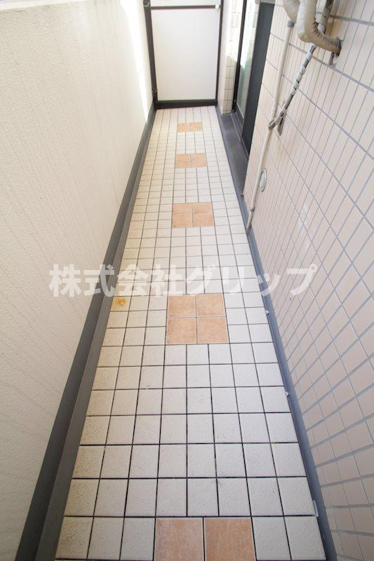 横浜平沼ダイカンプラザⅢのバルコニー