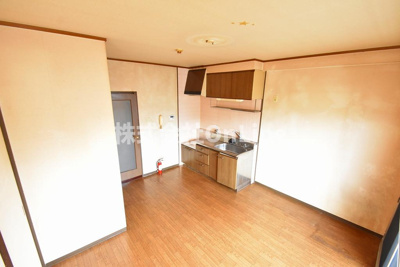 【居間・リビング】 | 松岡マンションⅡ