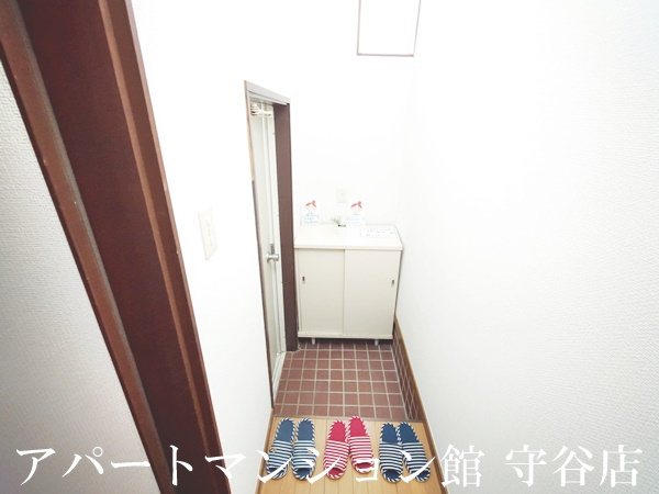 コーポモリヤの玄関