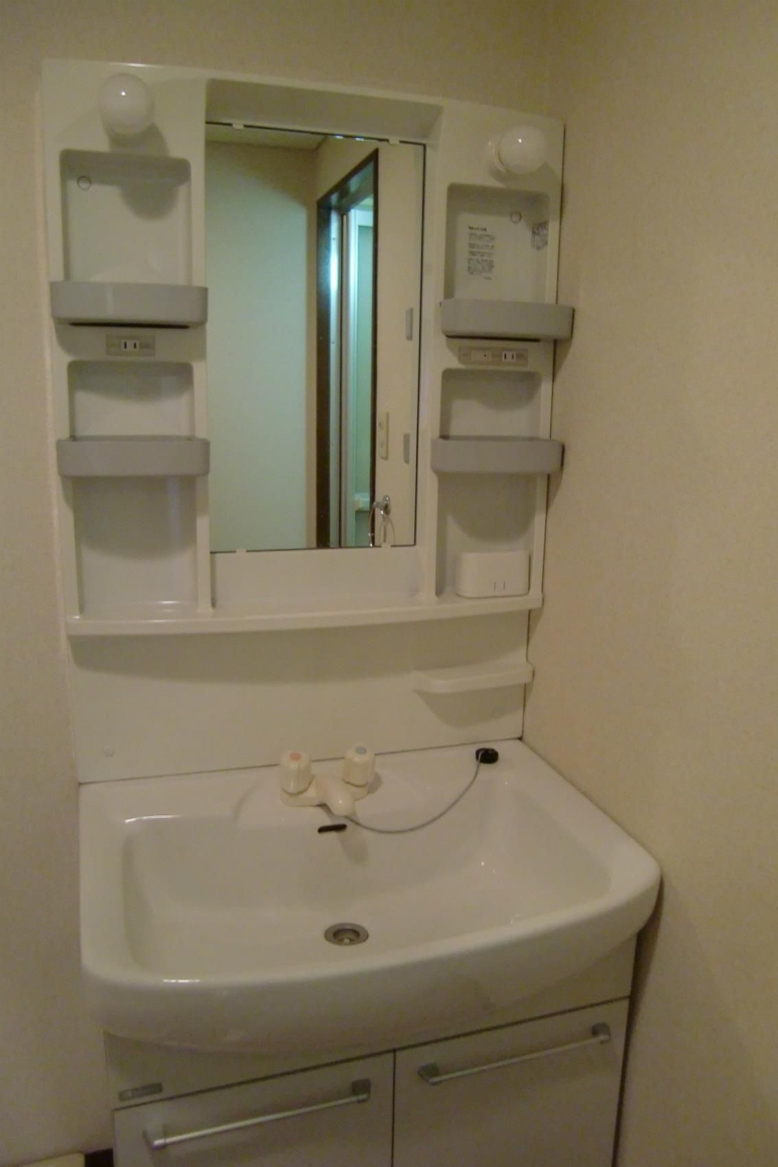 ライオンズマンション姫路の洗面所