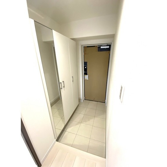 LIBTH原水の玄関