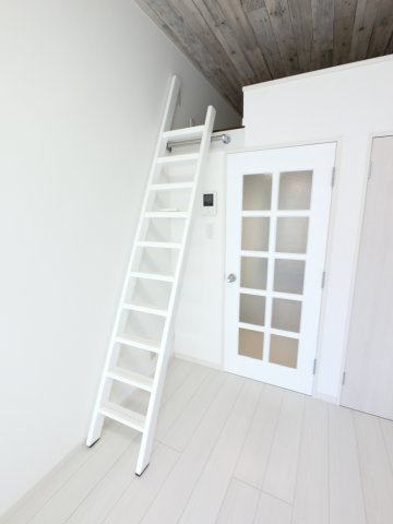 【内装】 | ※同タイプの写真　仕様が異なる可能性がございます