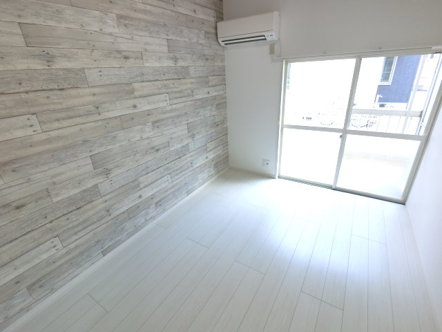 【居間・リビング】 | ※同タイプの写真　仕様が異なる可能性がございます