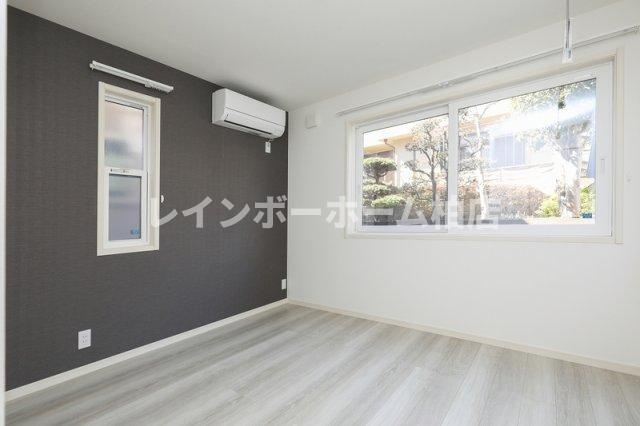担当エリアのルームアドバイザーが直接対応いたしますの寝室