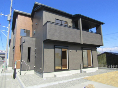 【外観】 | ブルーミングガーデン甲府市上今井町　2号棟 | 建物外観を気になさる方へ、見た目の良い物件です