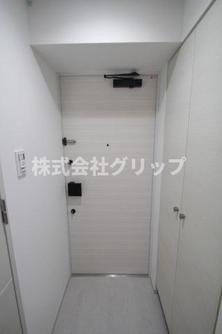 Le'a横濱西口参番館の玄関