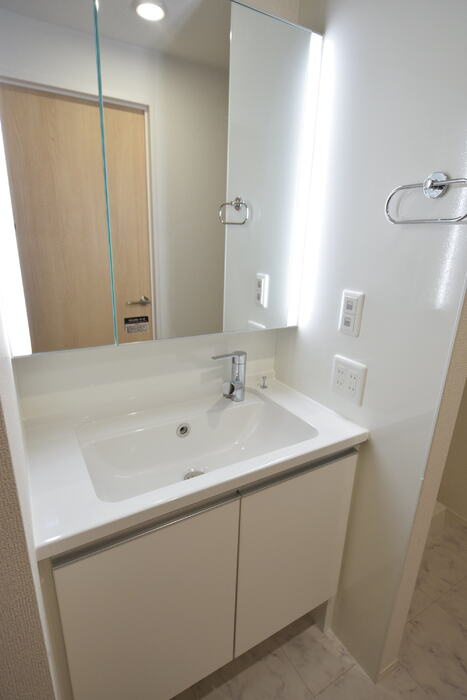 ディアコート芦屋大原町の洗面所